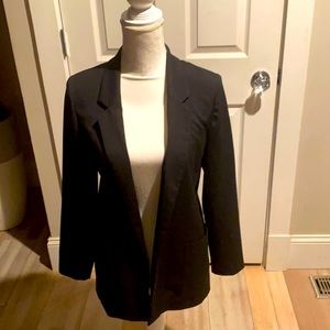 Women’s H&M Black Blazer worn once and dry cleaned. Size 6
